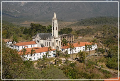 Vamos conhecer um pedaço de Minas Gerais?